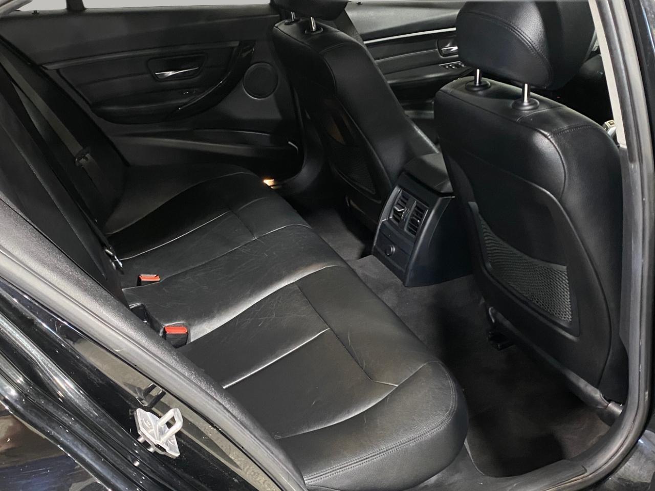 BMW 3-Series 320i xDrive Sedan 2018