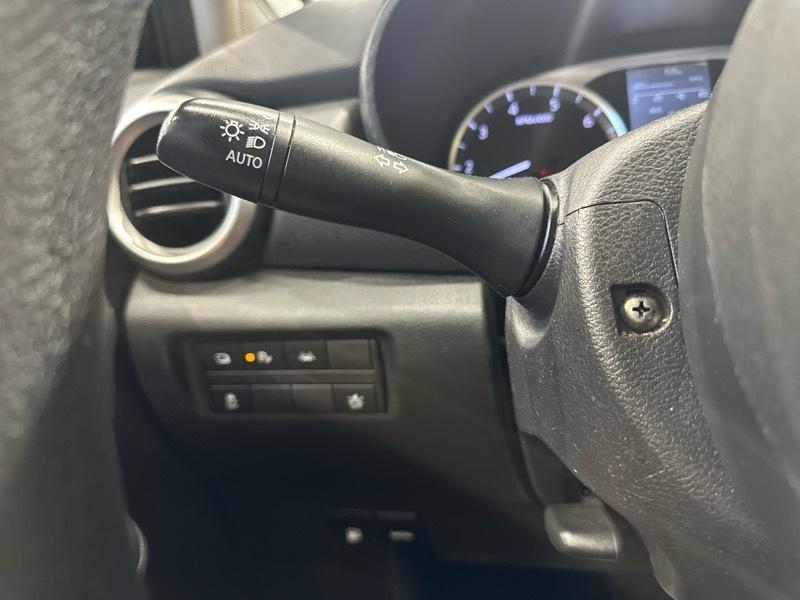 Nissan Versa S CVT 2021