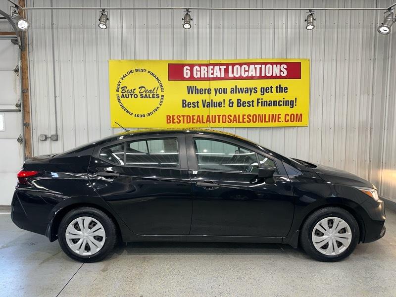 Nissan Versa S CVT 2021