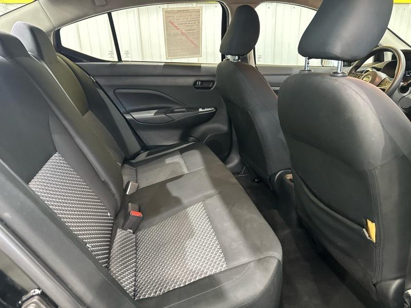 Nissan Versa S CVT 2021