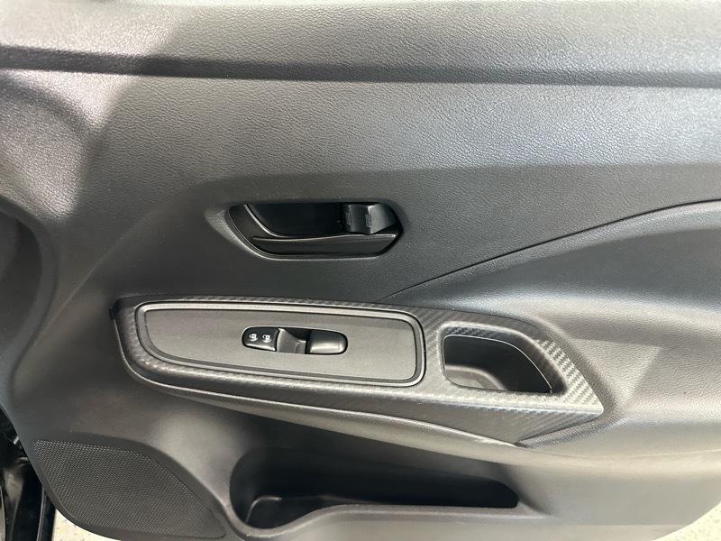 Nissan Versa S CVT 2021