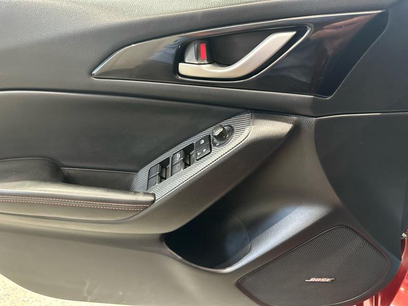 Mazda MAZDA3 i Grand Touring AT 5-Door 2014