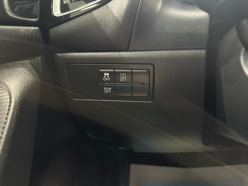 Mazda MAZDA3 i Grand Touring AT 5-Door 2014