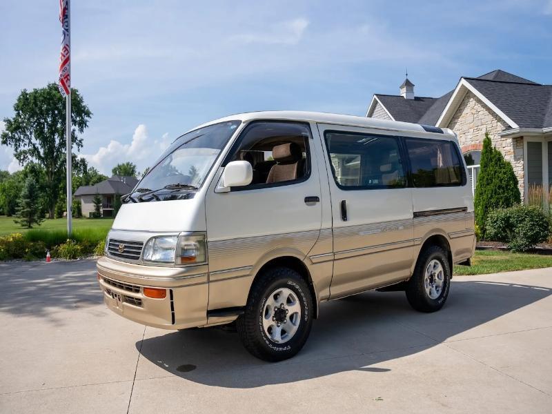 1995 Toyota Hiace Super Custom Limited