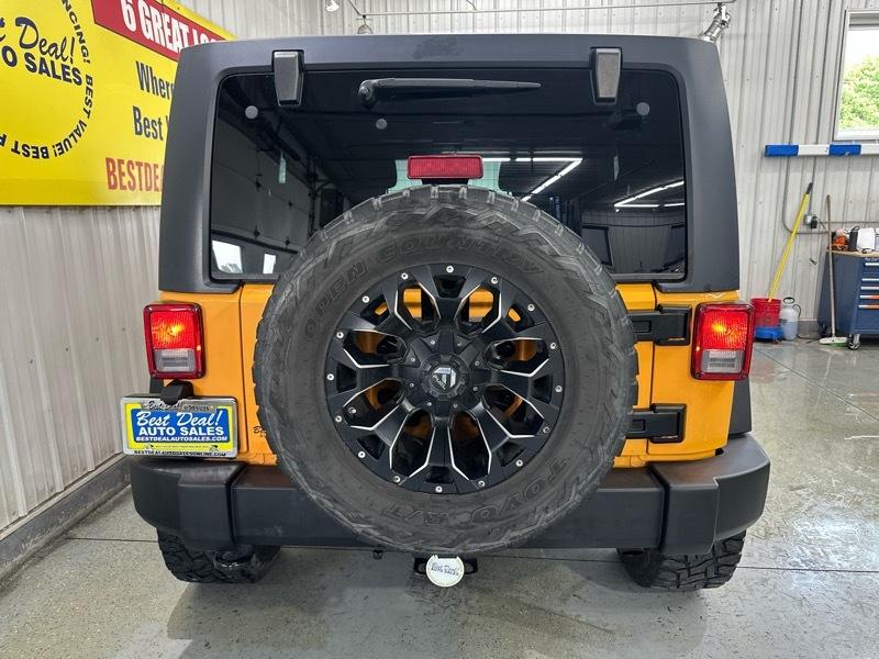 Jeep Wrangler Unlimited Sport 4WD 2012