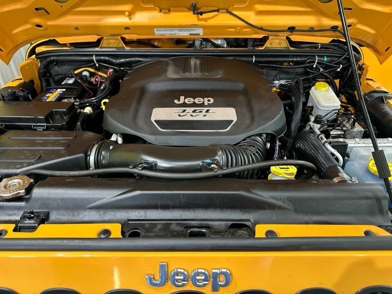 Jeep Wrangler Unlimited Sport 4WD 2012