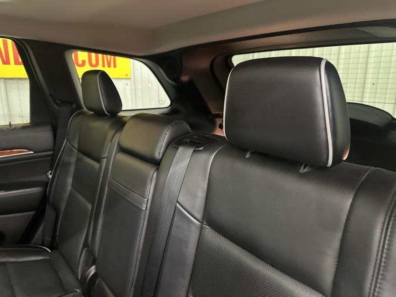 Jeep Grand Cherokee Overland 4WD 2011