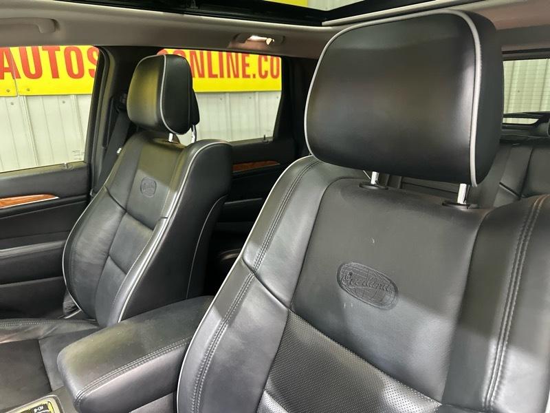 Jeep Grand Cherokee Overland 4WD 2011