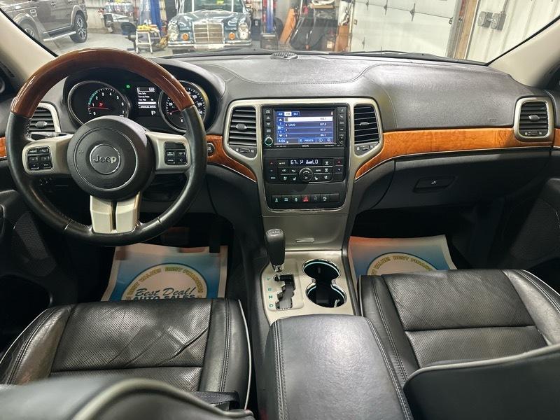 Jeep Grand Cherokee Overland 4WD 2011