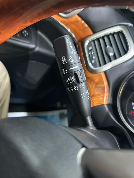 Jeep Grand Cherokee Overland 4WD 2011