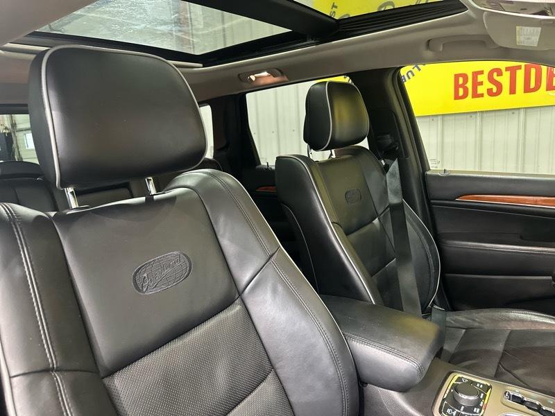 Jeep Grand Cherokee Overland 4WD 2011