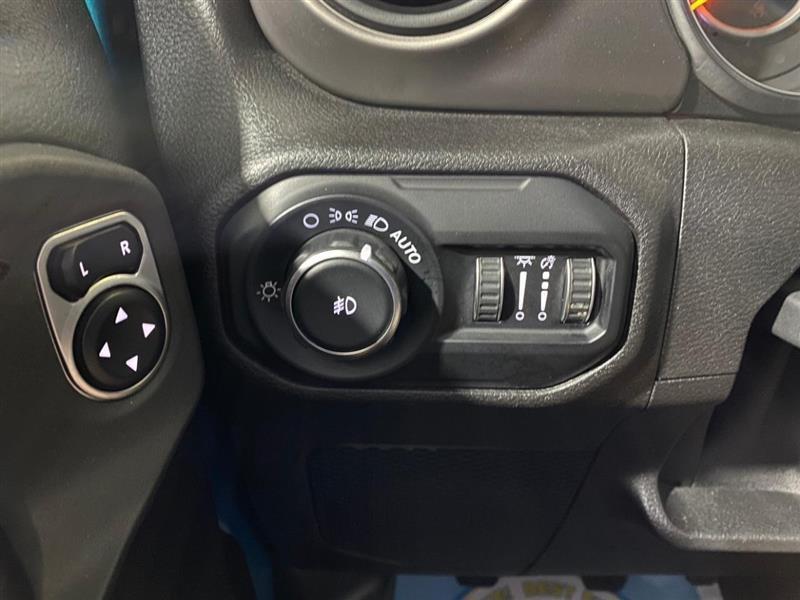 Jeep Wrangler Sport 4WD 2020