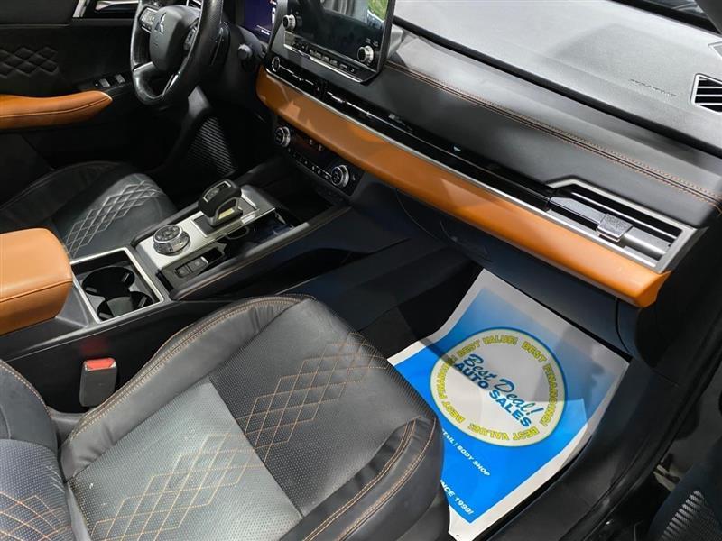 Mitsubishi Outlander SEL 4WD 2022