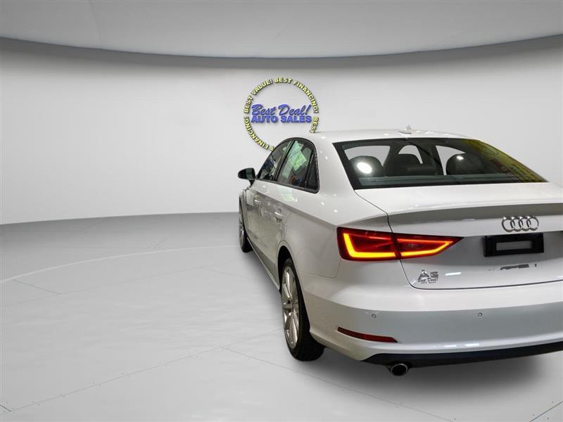 Audi A3 Sedan 2.0 TFSI Premium Plus quattro AWD 2015