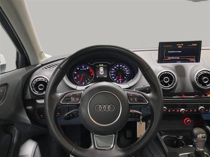 Audi A3 Sedan 2.0 TFSI Premium Plus quattro AWD 2015