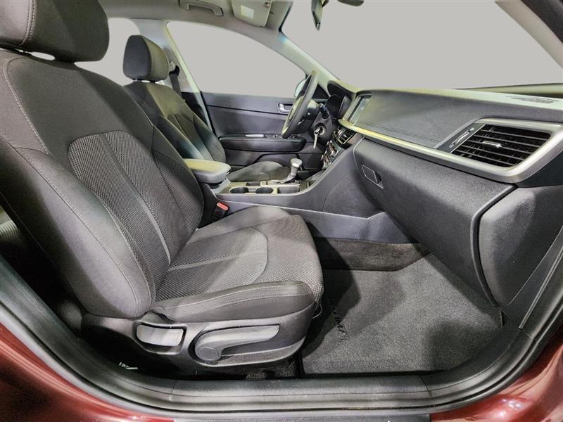Kia Optima  2019