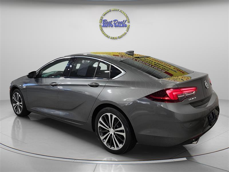 Buick Regal  2018