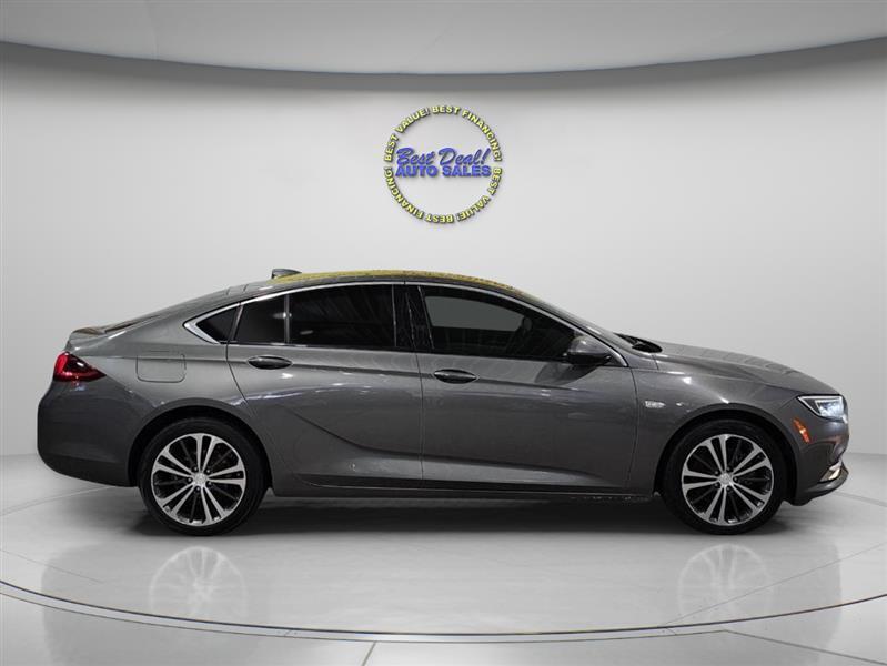 Buick Regal  2018