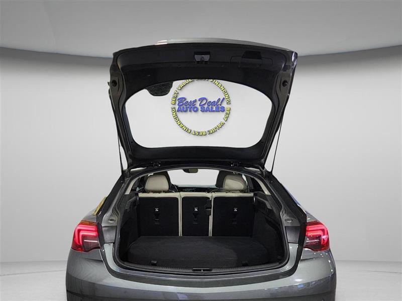 Buick Regal  2018