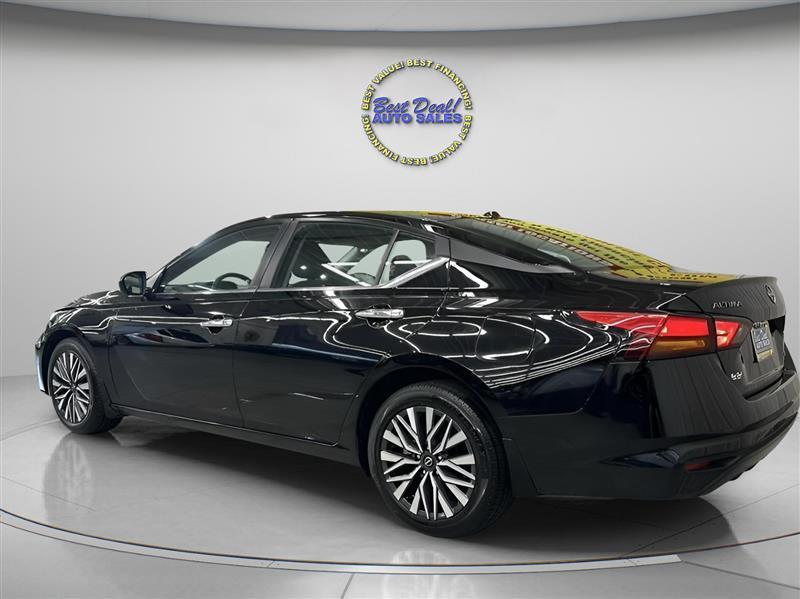 Nissan Altima 2.5 SV AWD 2024