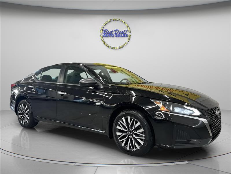 Nissan Altima 2.5 SV AWD 2024
