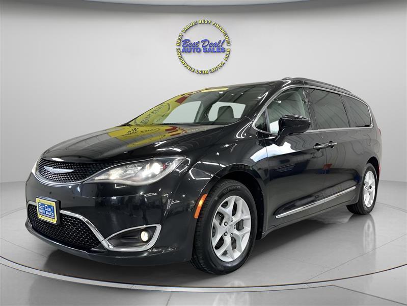 2017 Chrysler Pacifica Touring Plus