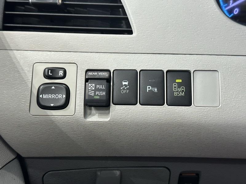 Toyota Sienna XLE FWD 8-Passenger V6 2014
