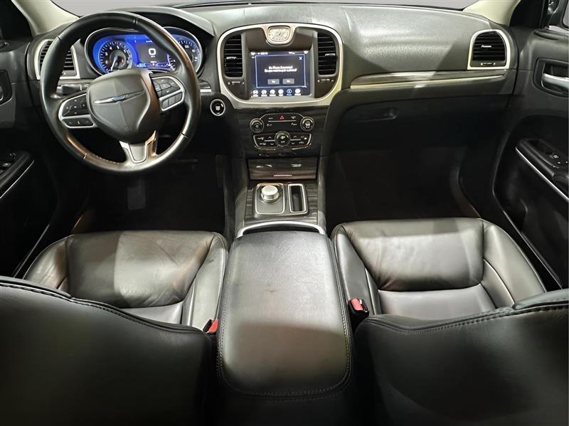 Chrysler 300 Touring L AWD 2022