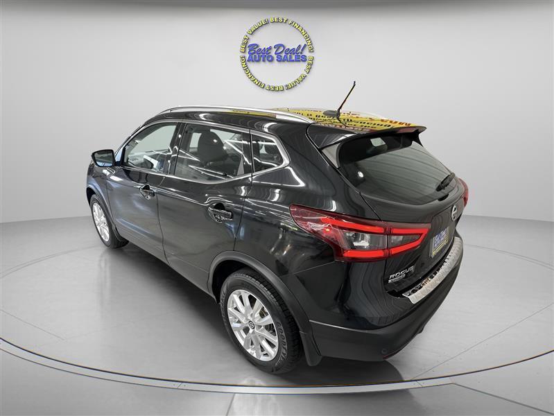 Nissan Rogue Sport SV AWD 2021