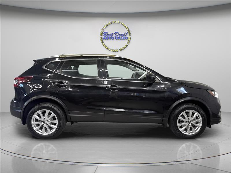 Nissan Rogue Sport SV AWD 2021