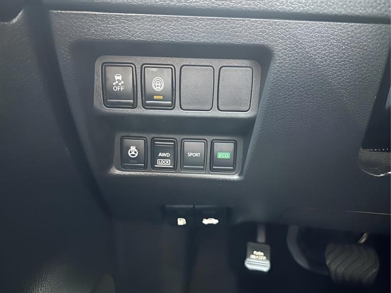Nissan Rogue Sport SV AWD 2021