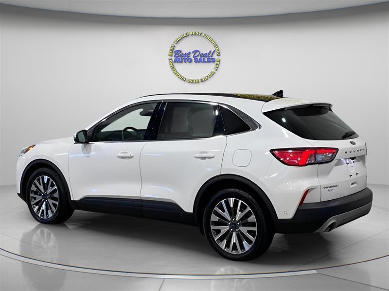 Ford Escape Hybrid Titanium 2020
