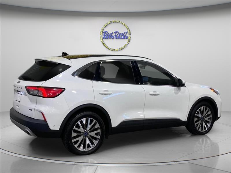 Ford Escape Hybrid Titanium 2020