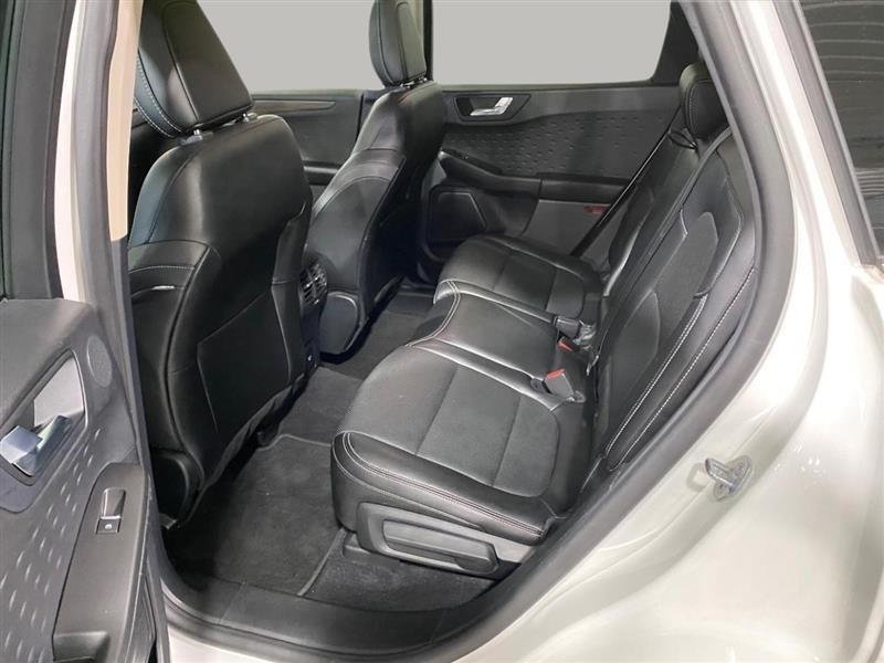 Ford Escape Hybrid Titanium 2020
