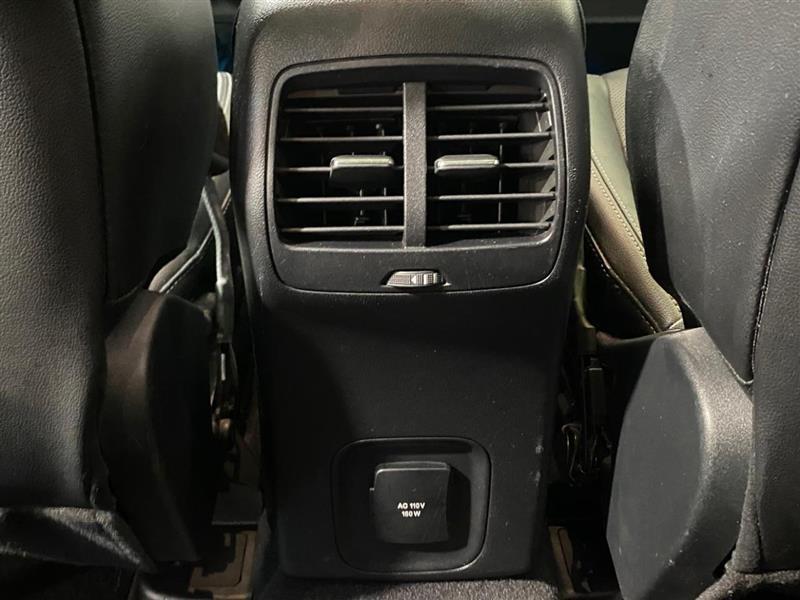 Ford Escape Hybrid Titanium 2020