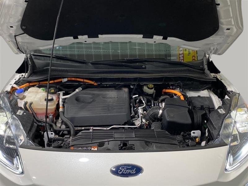 Ford Escape Hybrid Titanium 2020