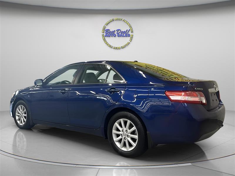 Toyota Camry  2010