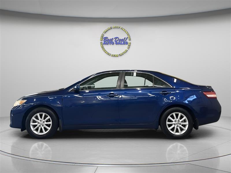 Toyota Camry  2010
