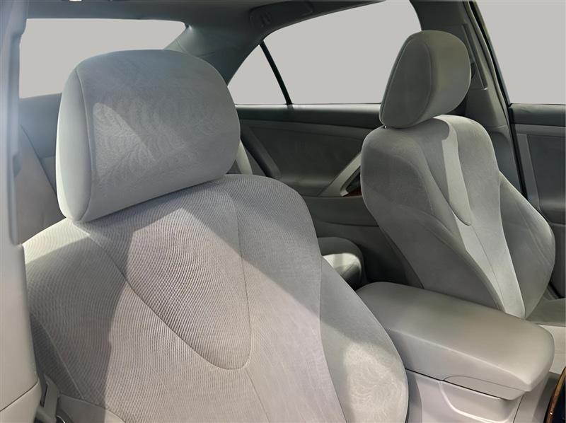 Toyota Camry  2010