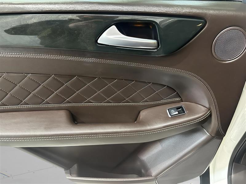 Mercedes-Benz GLE-Class GLE400 4MATIC 2016