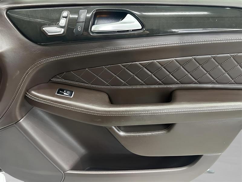 Mercedes-Benz GLE-Class GLE400 4MATIC 2016