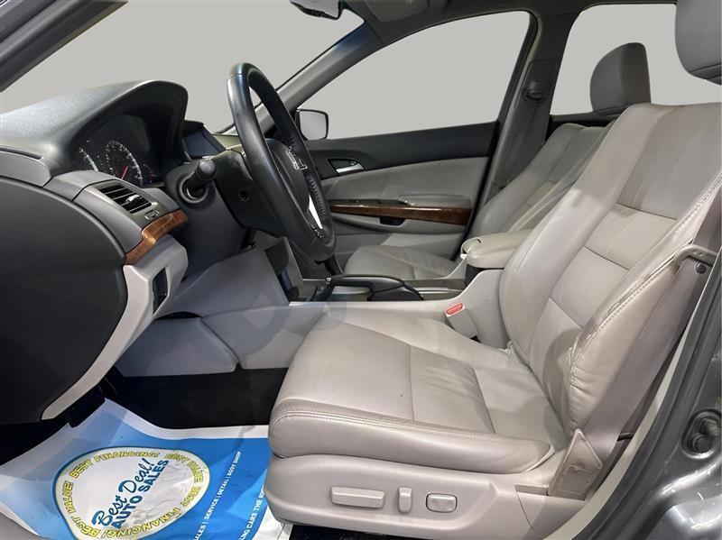 Honda Accord EX-L Sedan AT 2011