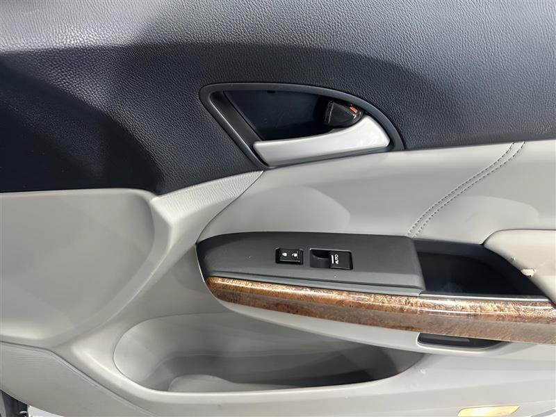Honda Accord EX-L Sedan AT 2011