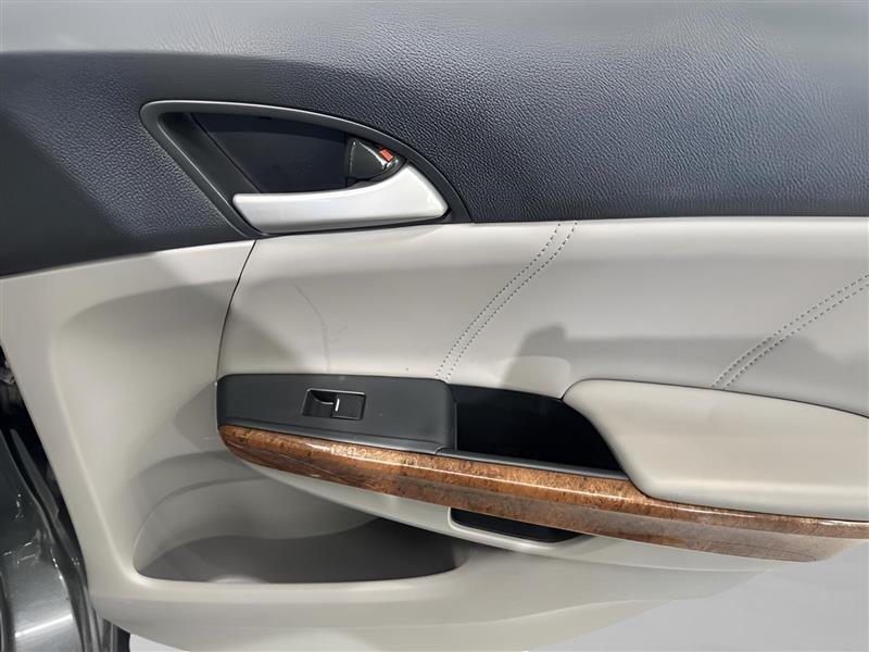 Honda Accord EX-L Sedan AT 2011
