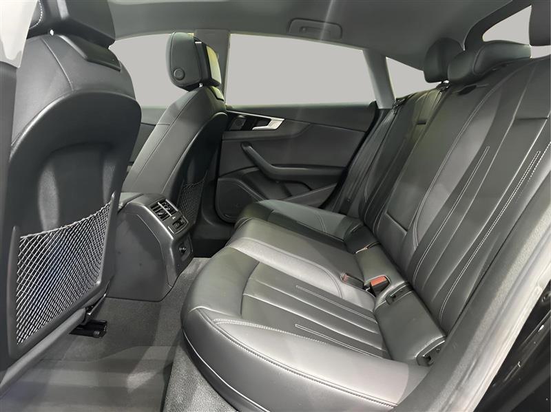 Audi A5 Premium 40 TFSI quattro 2021