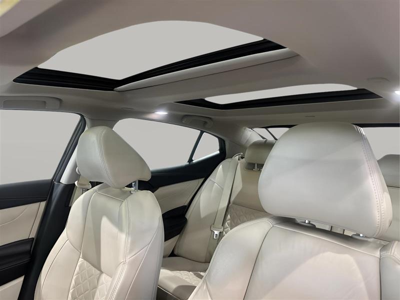Nissan Maxima Platinum 2016