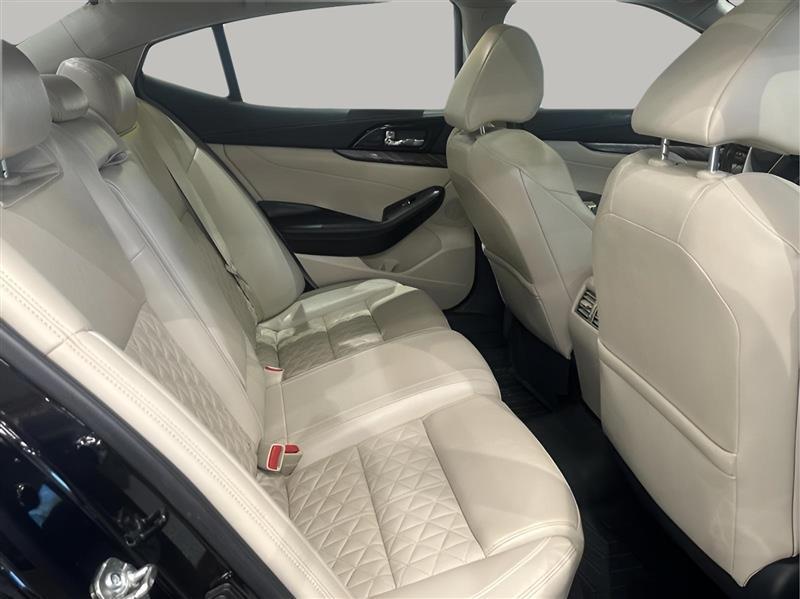 Nissan Maxima Platinum 2016