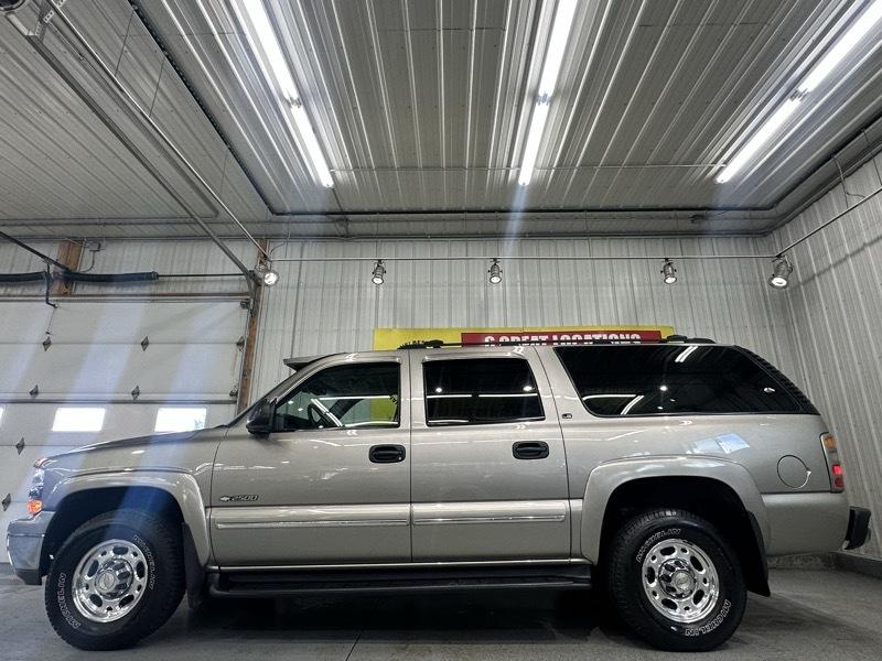 Chevrolet Suburban K2500 4WD 2000
