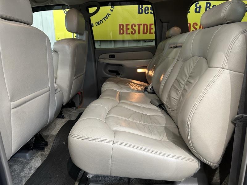 Chevrolet Suburban K2500 4WD 2000