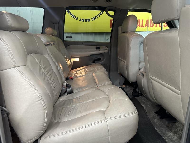 Chevrolet Suburban K2500 4WD 2000
